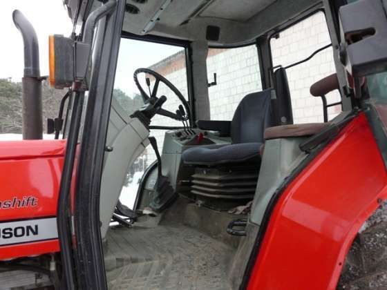 Kabina w ciągnika Massey Ferguson 6180 z 1995 r,