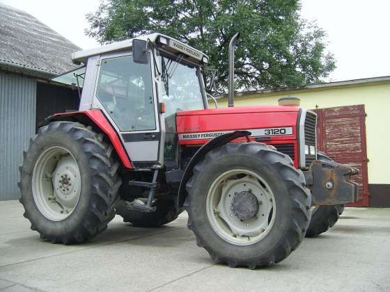 Ciągnik Massey Ferguson 3120 z 1994r.