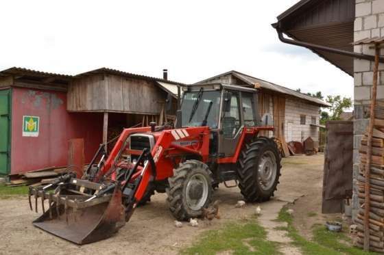 Używany ciągnik MF 690 z ładowaczem i krokodylem