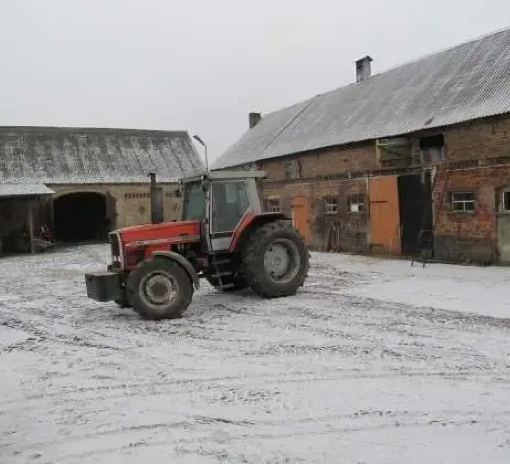 Traktor Massey Ferguson 3630 1993 roku