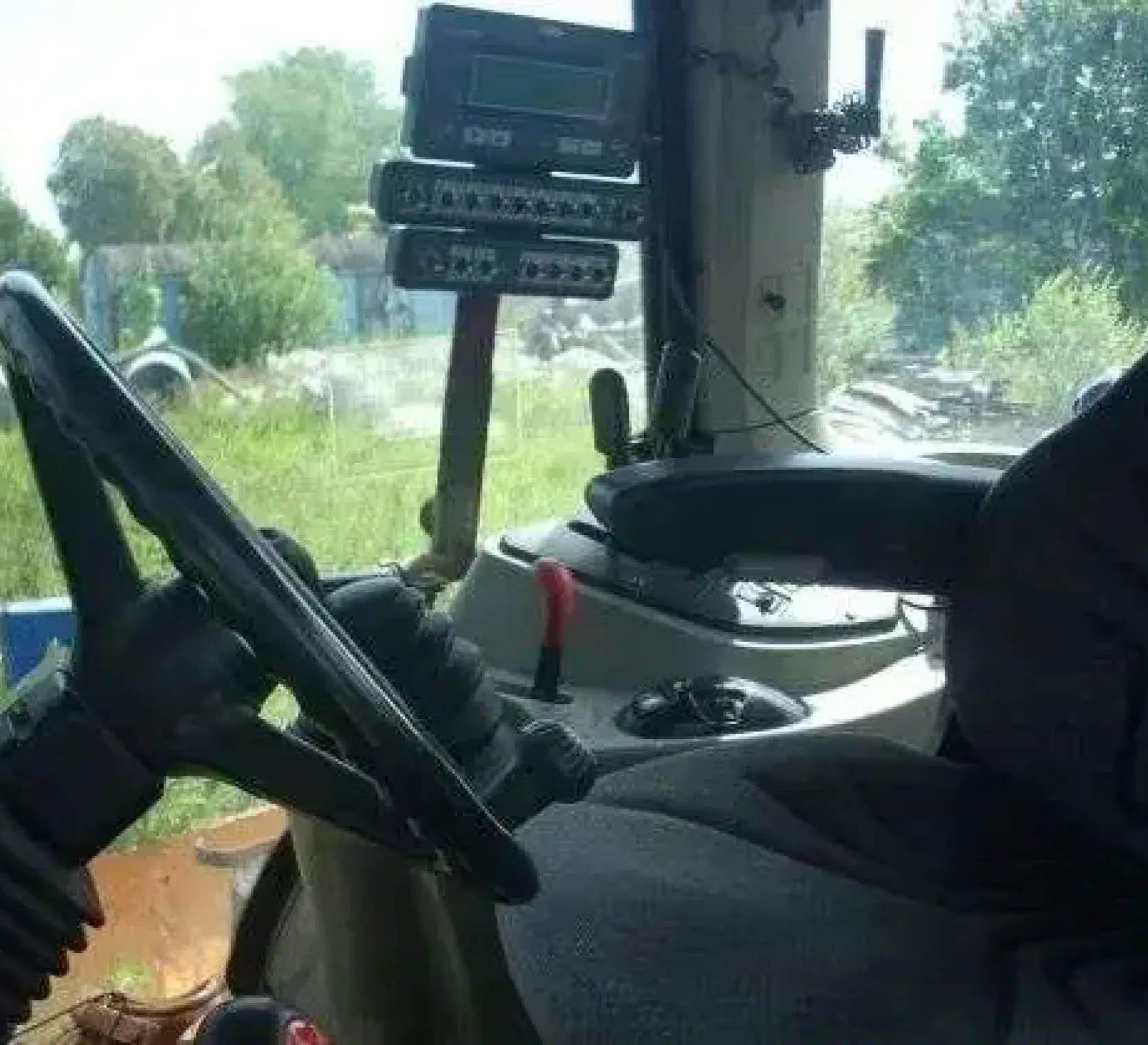 Kabina w ciągniku rolniczym 5465