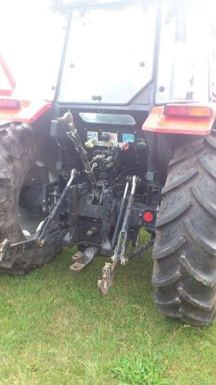 Używany Ciągnik rolniczy Massey Ferguson 4255 2003 r tył