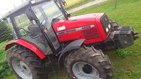 Używany Ciągnik rolniczy Massey Ferguson 4255 2003 r lewy bok