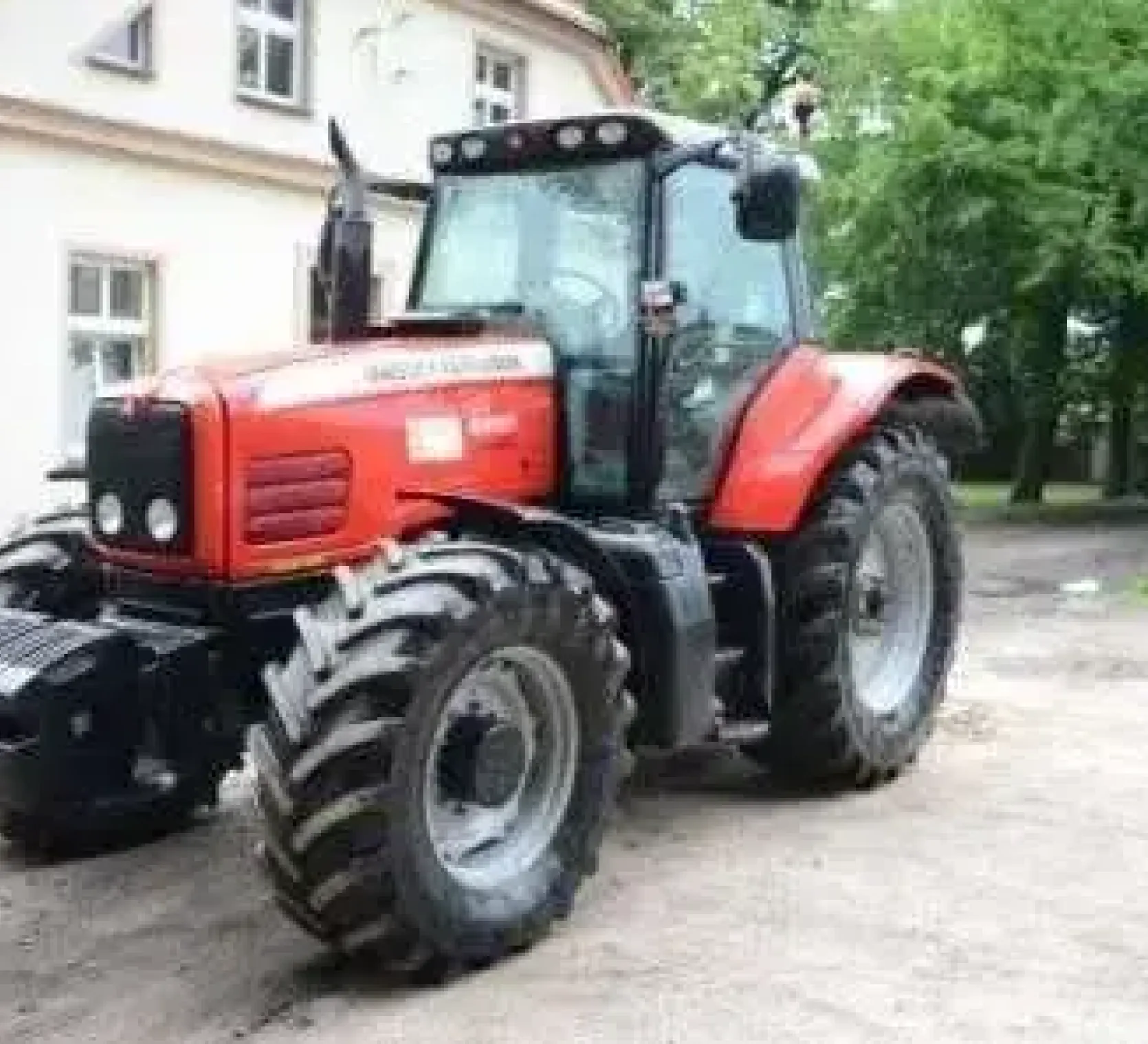 Ciągnik Massey Ferguson 6495 używany w dobrej kondycji