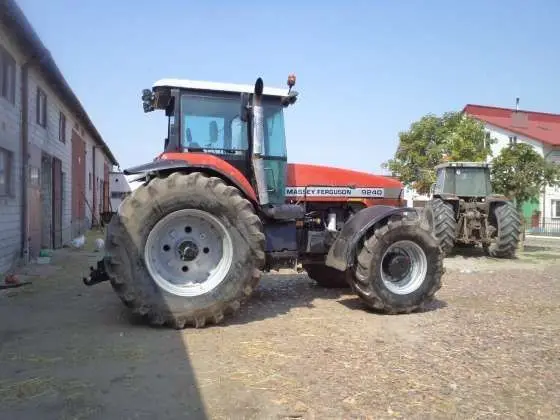 Używany Ciągnik Massey Ferguson 9240 rok produkcji 2000 prawa strona