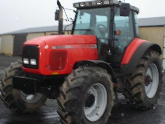 Niezawodny Traktor MF 8220 w niskiej cenie na korbanek.pl