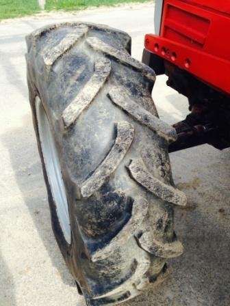 Używany Ciągnik Massey Ferguson 6130 rok produkcji 1996 brak błotnika lewego przedniego koła
