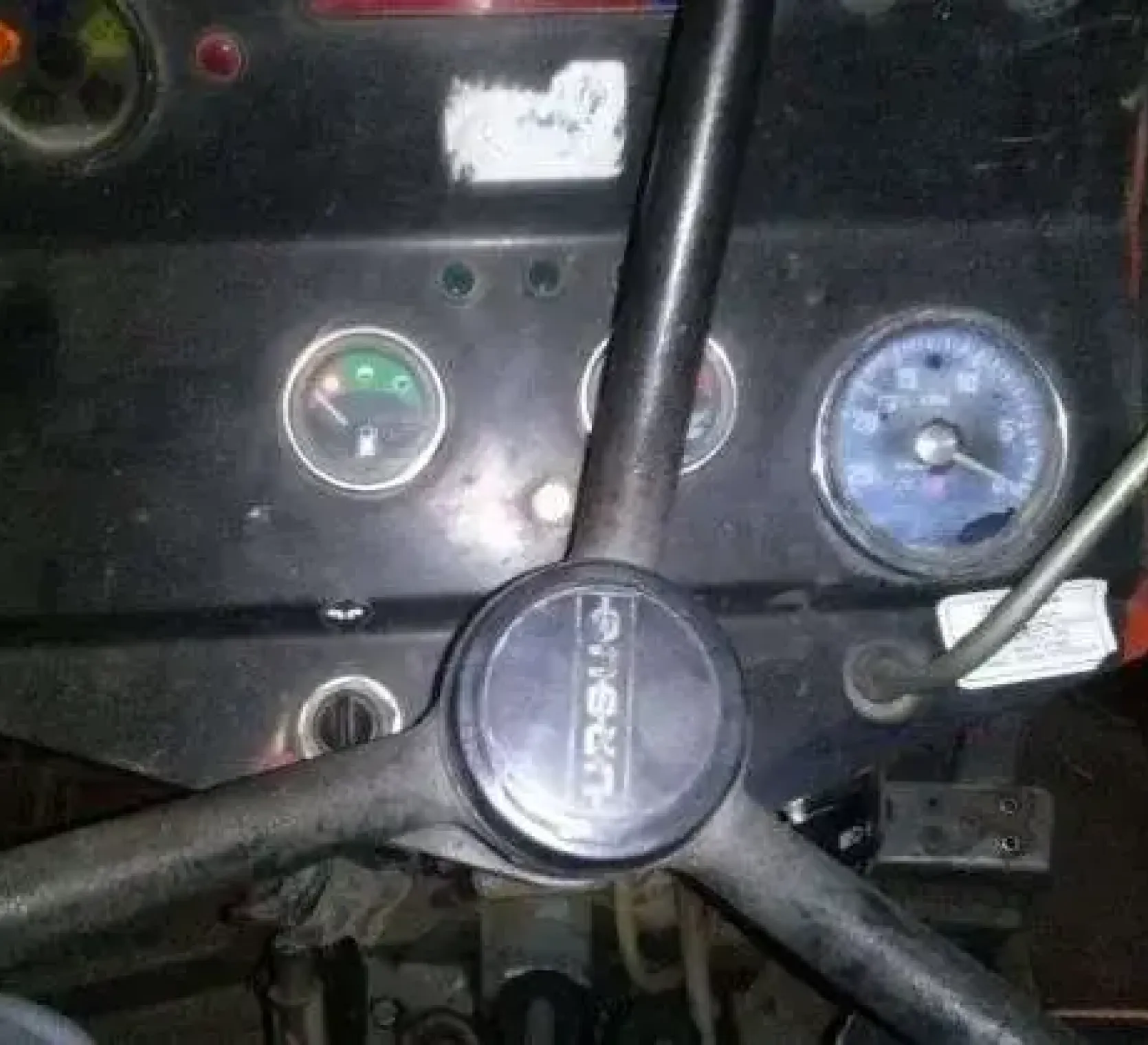 Używany Ciągnik Massey Ferguson 255 1989 r stan licznika