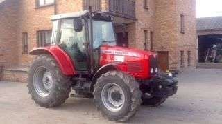 Używany Massey Ferguson 5455 rok produkcji 2005 prawy bok