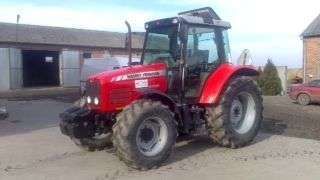Używany Massey Ferguson 5455 rok produkcji 2005 lewy bok