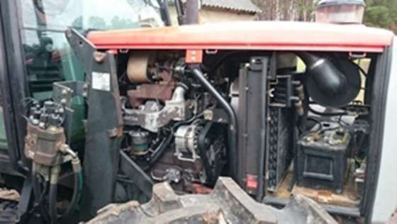Dobry stan silnik filtry chłodnica Ciągnik Massey Ferguson 6150 maszyny rolnicze