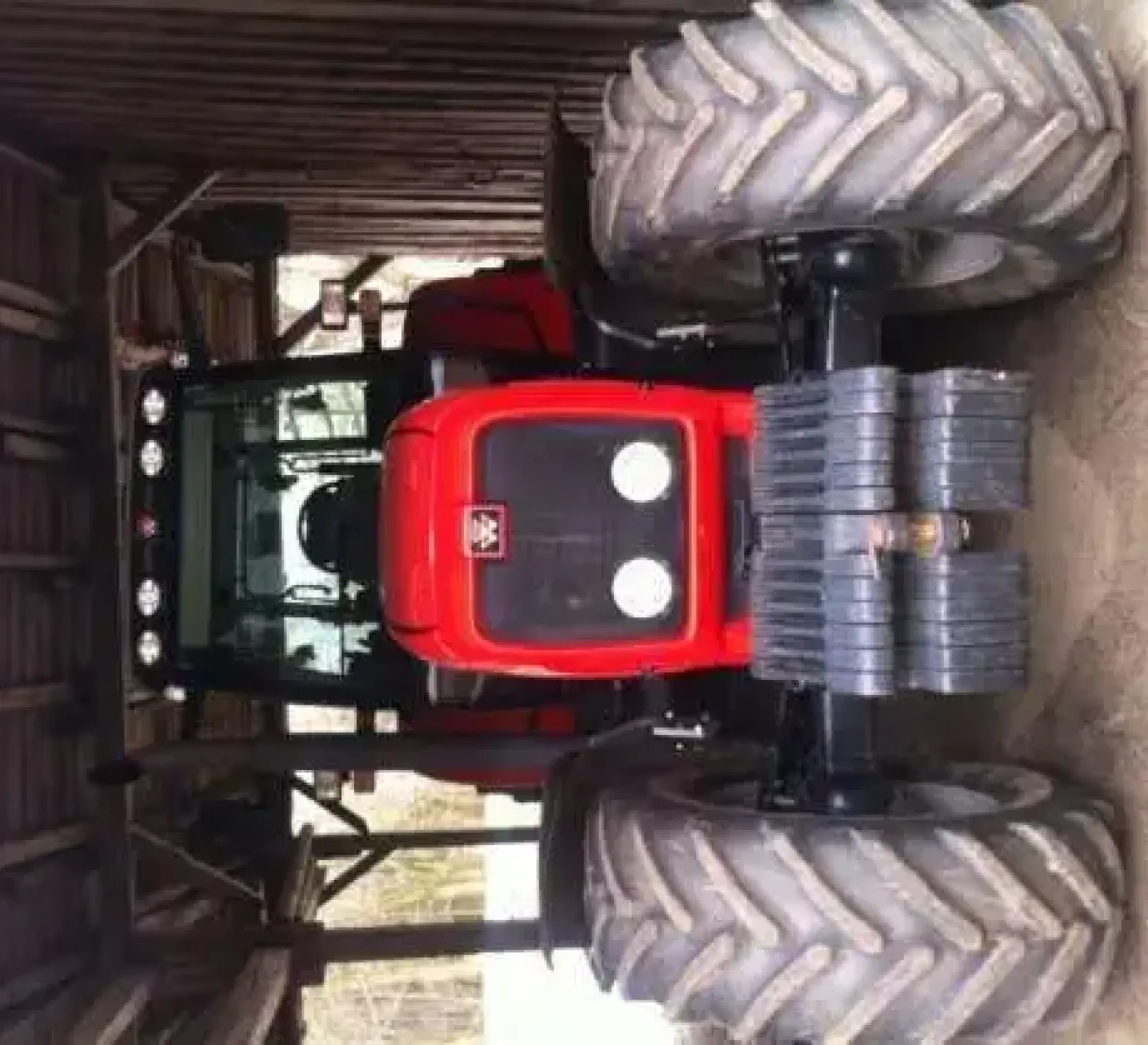 Ciągnik Massey Ferguson 6499 z przednim obciążnikiem
