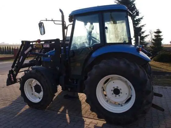 Ciągnik rolniczy New Holland TD 70 1540 mth