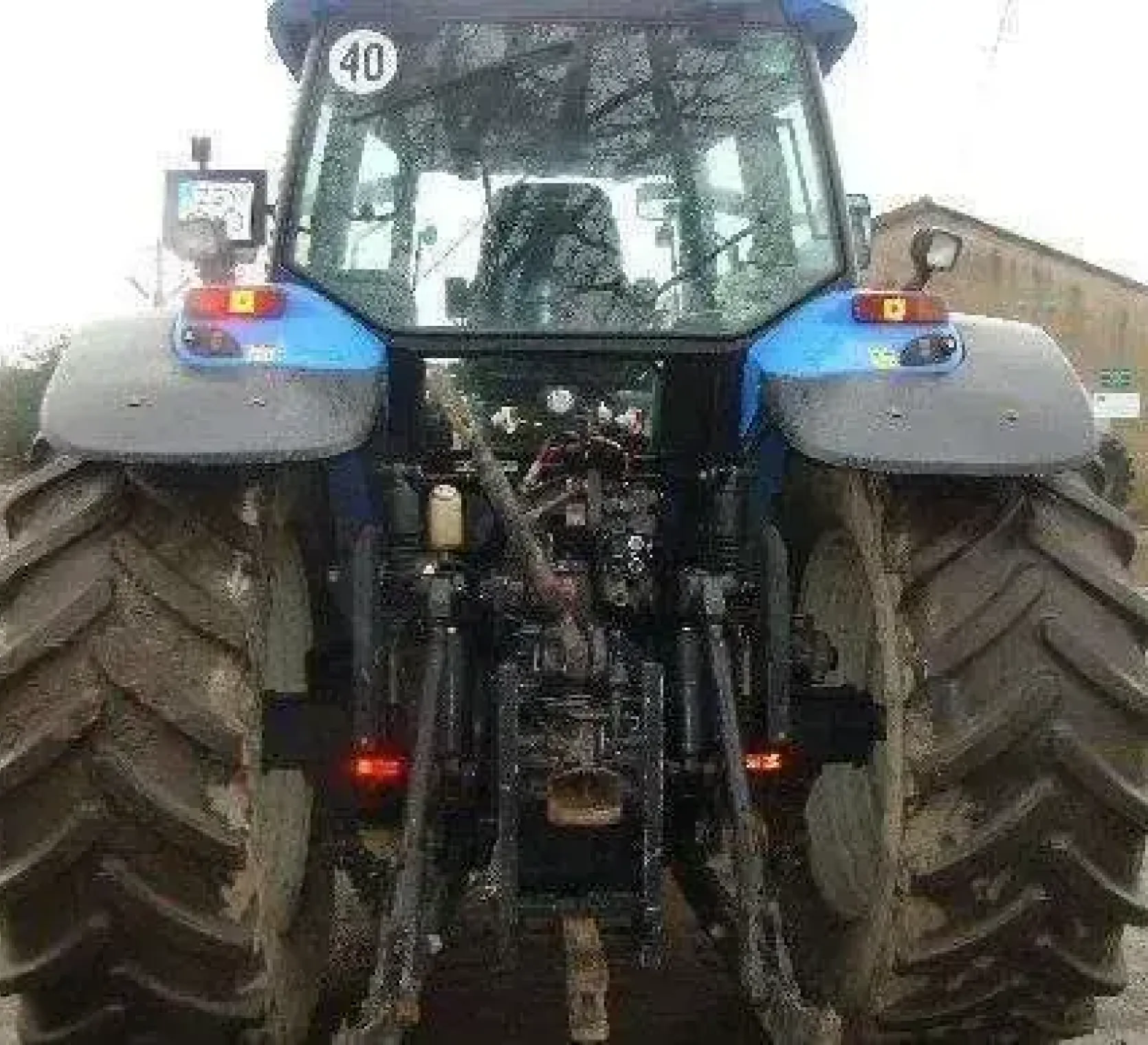 Ciagnik New Holland TM 190 przebieg 3435 mth