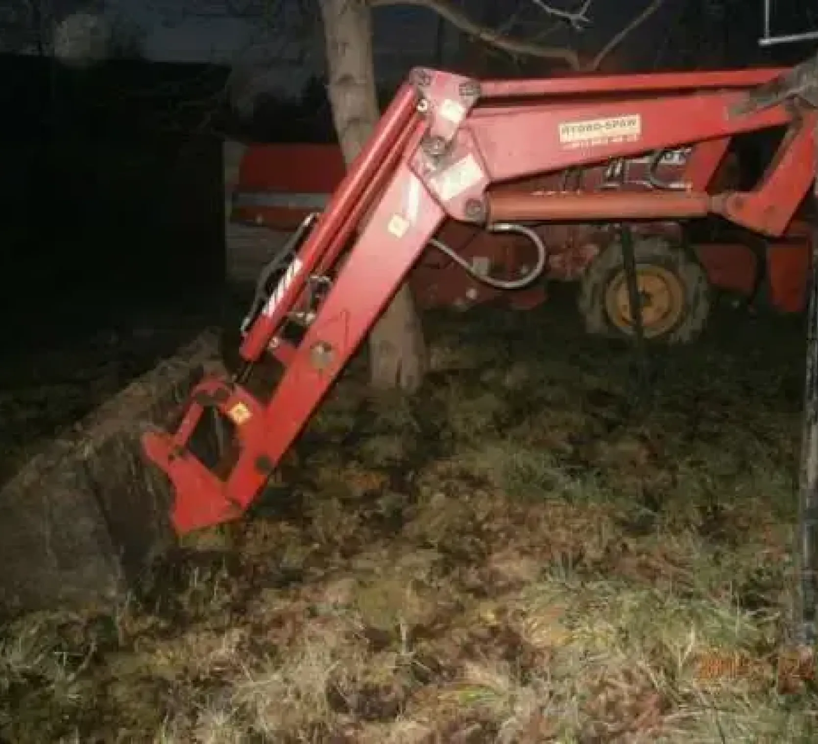 ŁAdowacz czołowy do ciągnika CASE