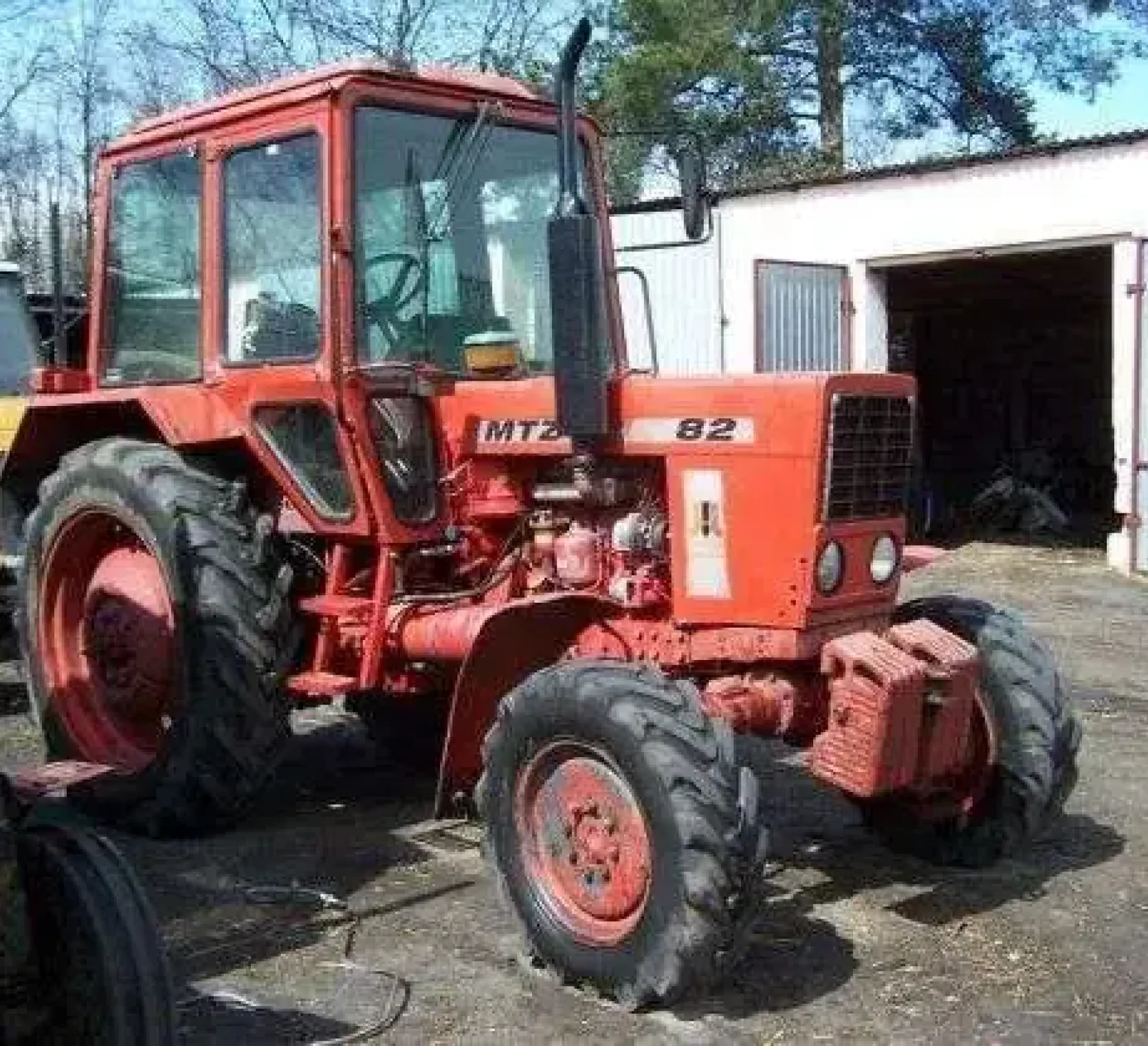 Zadbanuy garażowany ciągnik MTZ 82 z 1996 roku 