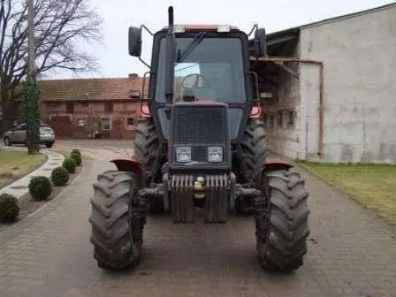 Przód używanego traktora MTZ 82TS