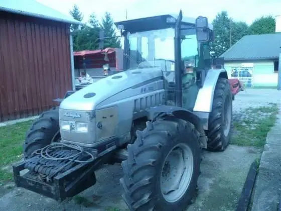 Używany zadbany ciągnik  rolniczy LAMBORGHINI R4.105