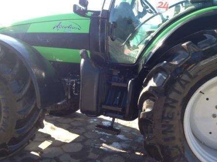 Używany ciągnik ciągnik Deutz-Fahr Agrotron L 720 rok produkcji 2010 rok produkcji 2010 zdjęcie lewej strony 