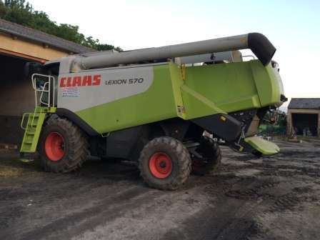 Kombajn zbożowy Claas Lexion 570 rok produkcji 2007 widokz lewej strony