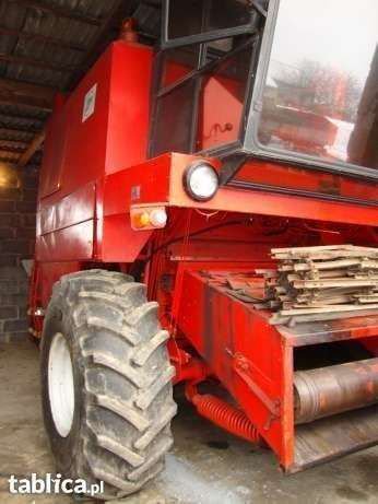 używany Kombajn Bizon Z 056 Super rok 1984 kolor czerwony z oryginalną kabiną wyjjęty łańcuch przenośnika pochyłego
