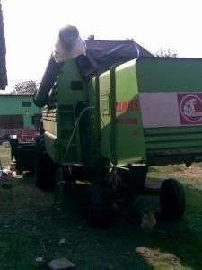 Używany Kombajn zbożowy Claas Mercator 70 z hederem widok z tyłu
