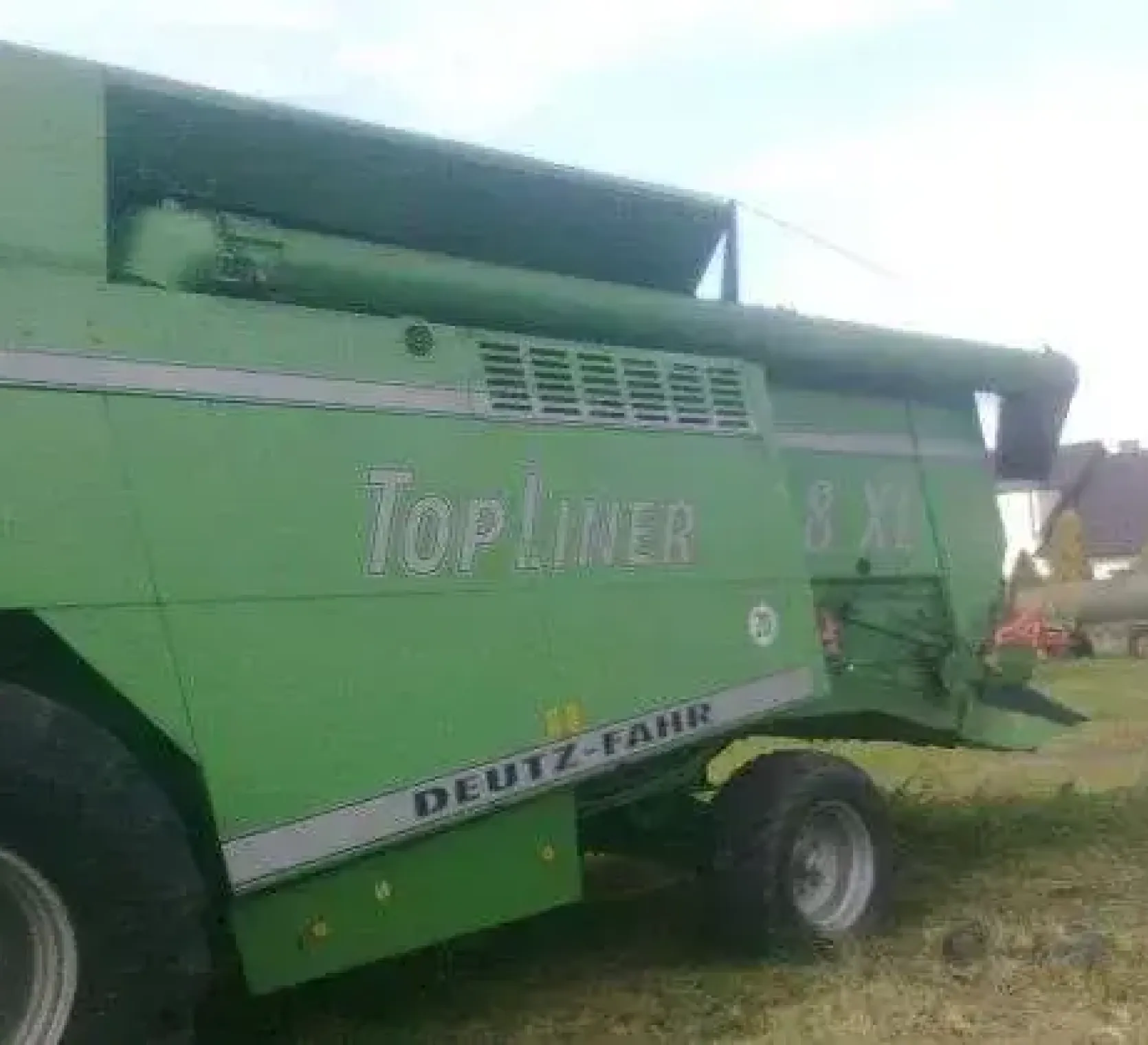 Maszyny używane w okazyjnych cenach kombajn zbożowy TOPLINER 8XL firmy Deutz-Fahr korbanek.pl