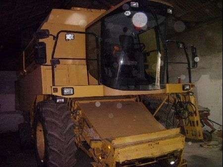 Kombajn zbożowy New Holland TX 68 PLUS 2800 mth
