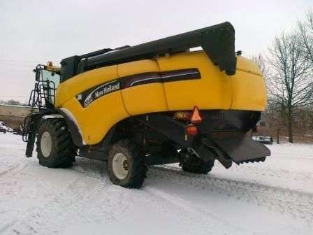 Kombajn zbożowy New Holland CX840 używany na korbanek.pl
