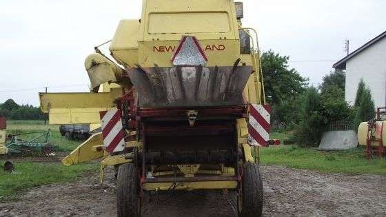 Kombajn  New Holland 1540 heder 3 metry