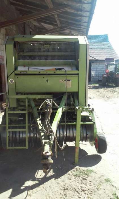 Używana Prasa Claas Rollant 66 zdjęcie pod wiatą 