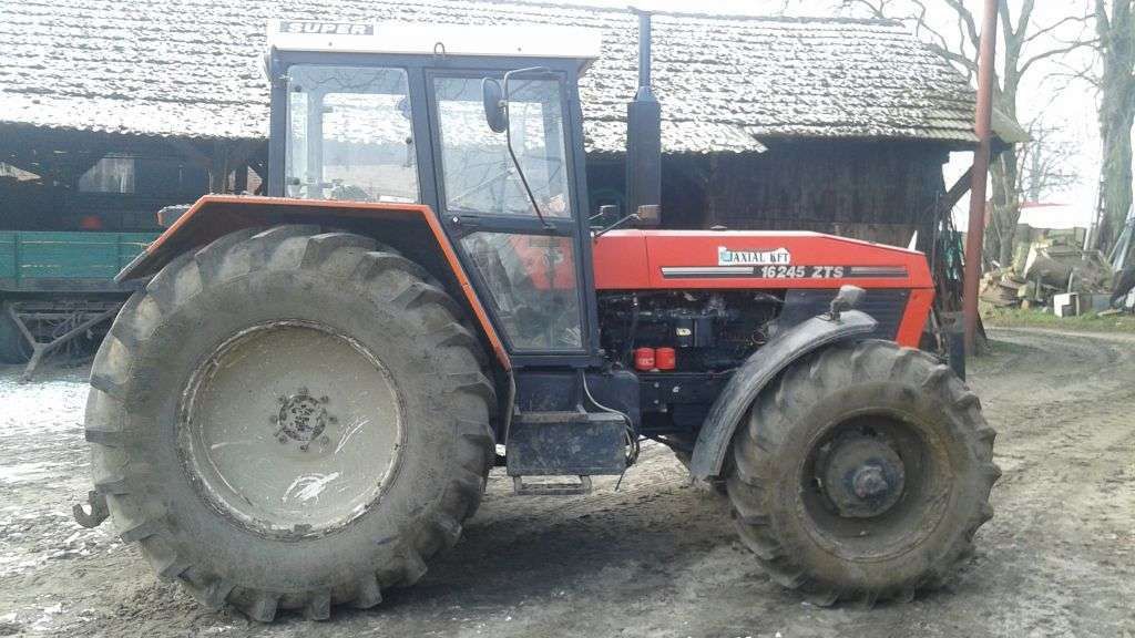 szerokie mocna opony ciągnik rolniczy Zetor 16245 używany do sprzedania prawy bok