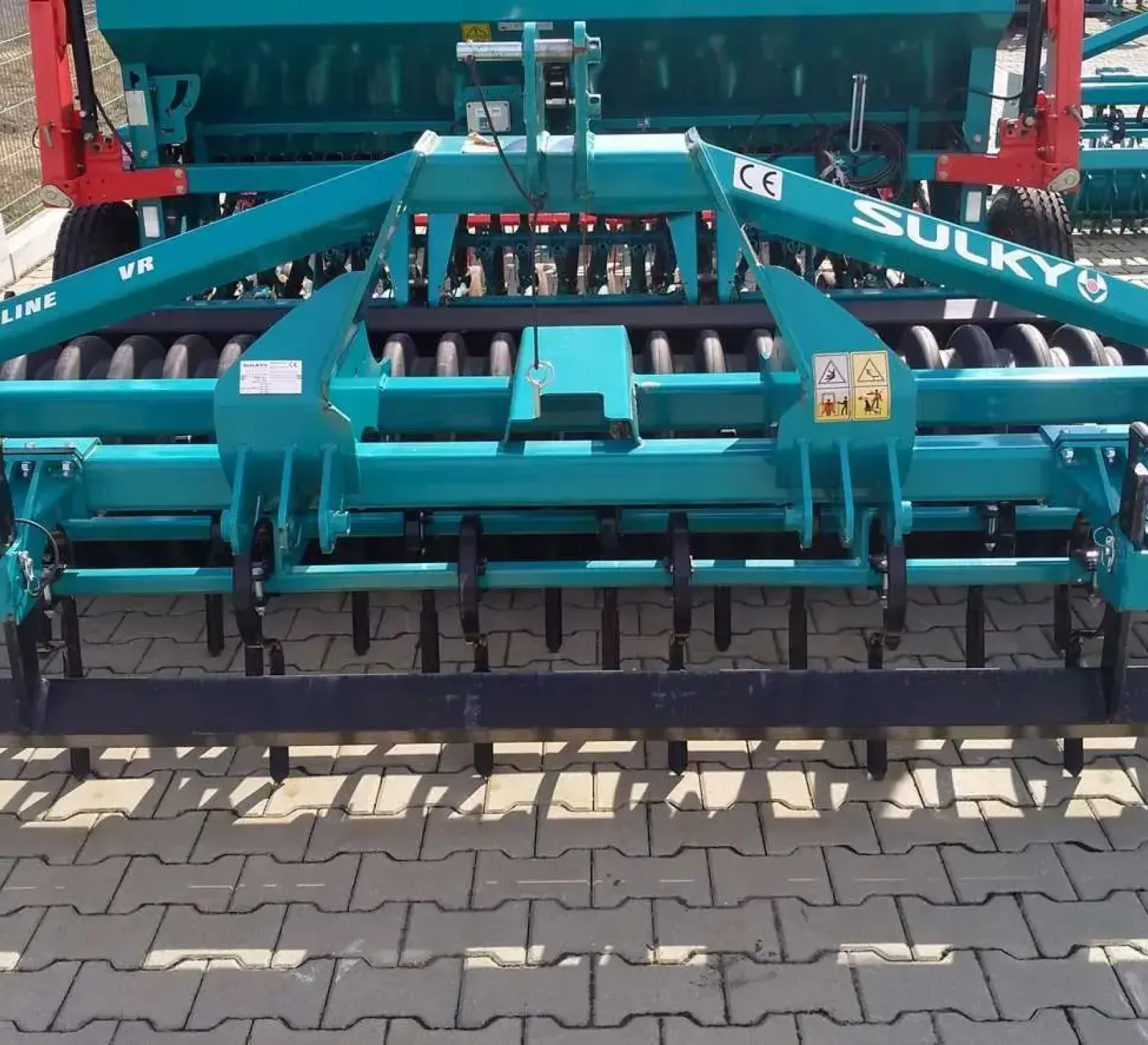 Agregat bierny przedsiewny sulky cultiline VR 3000
