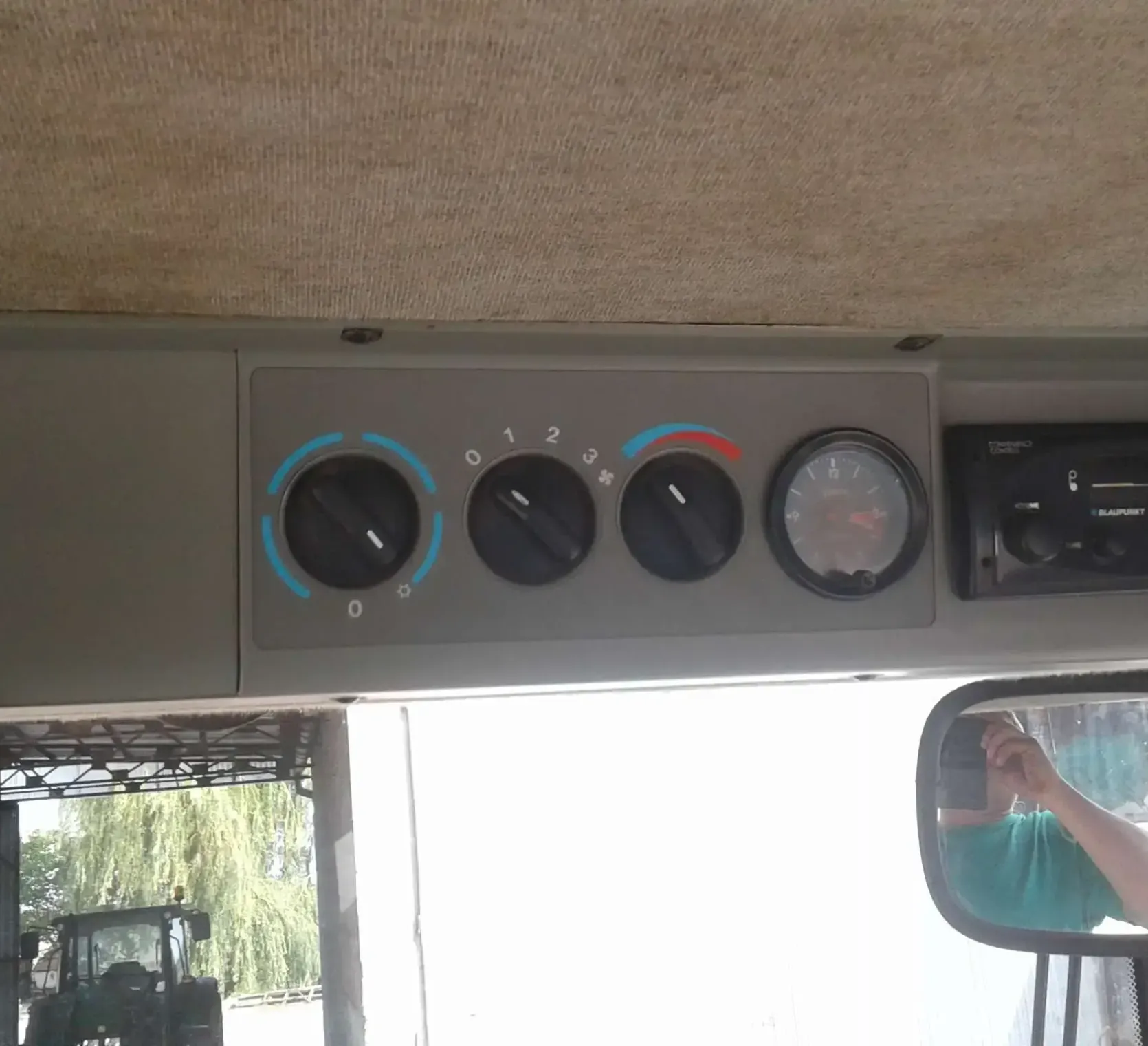 Panel Sterowania nawiewem ciągnik Massey Ferguson 8240