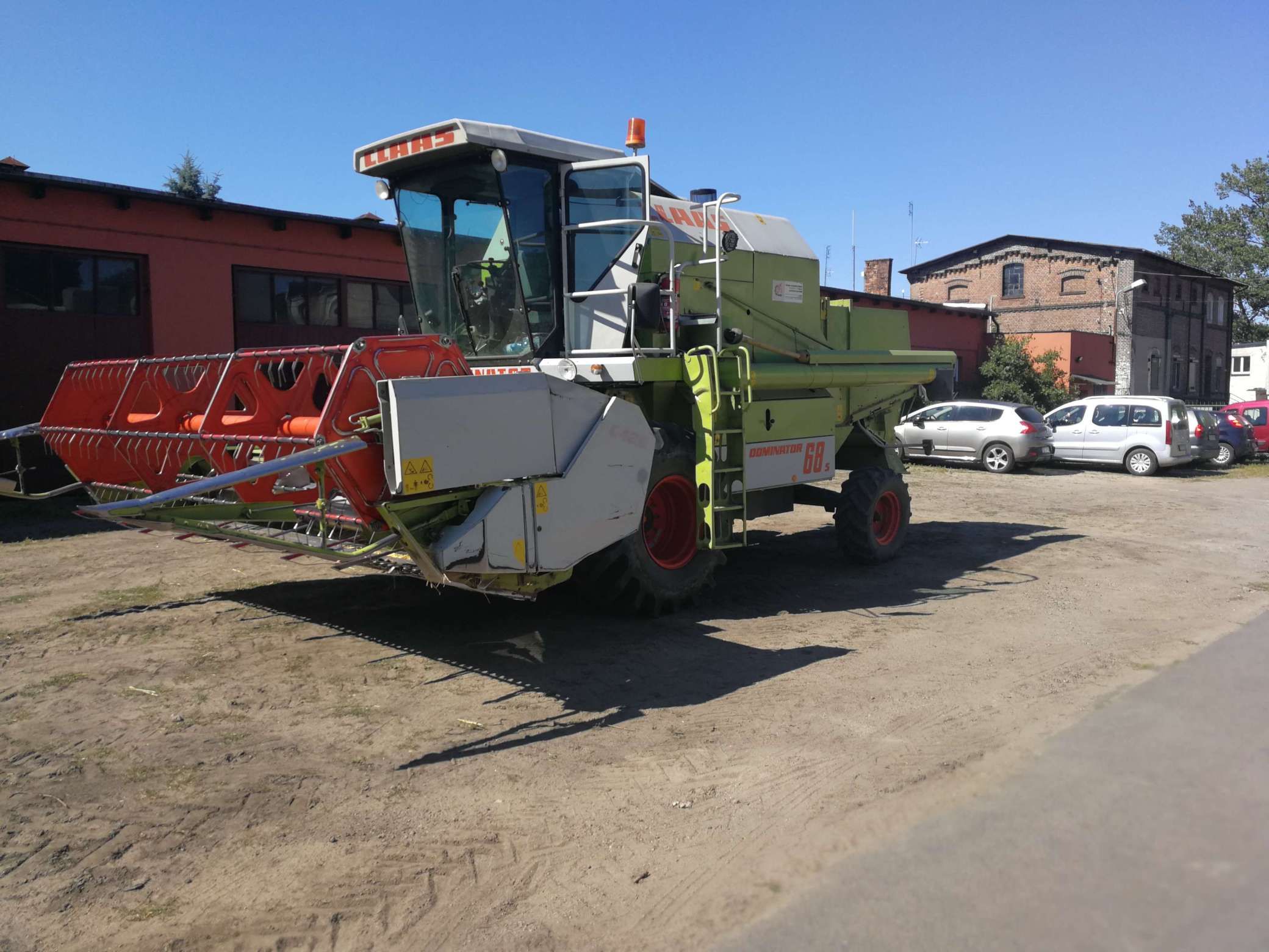 Używany kombajn zbożowy Class Dominator 68S w ładnym stanie