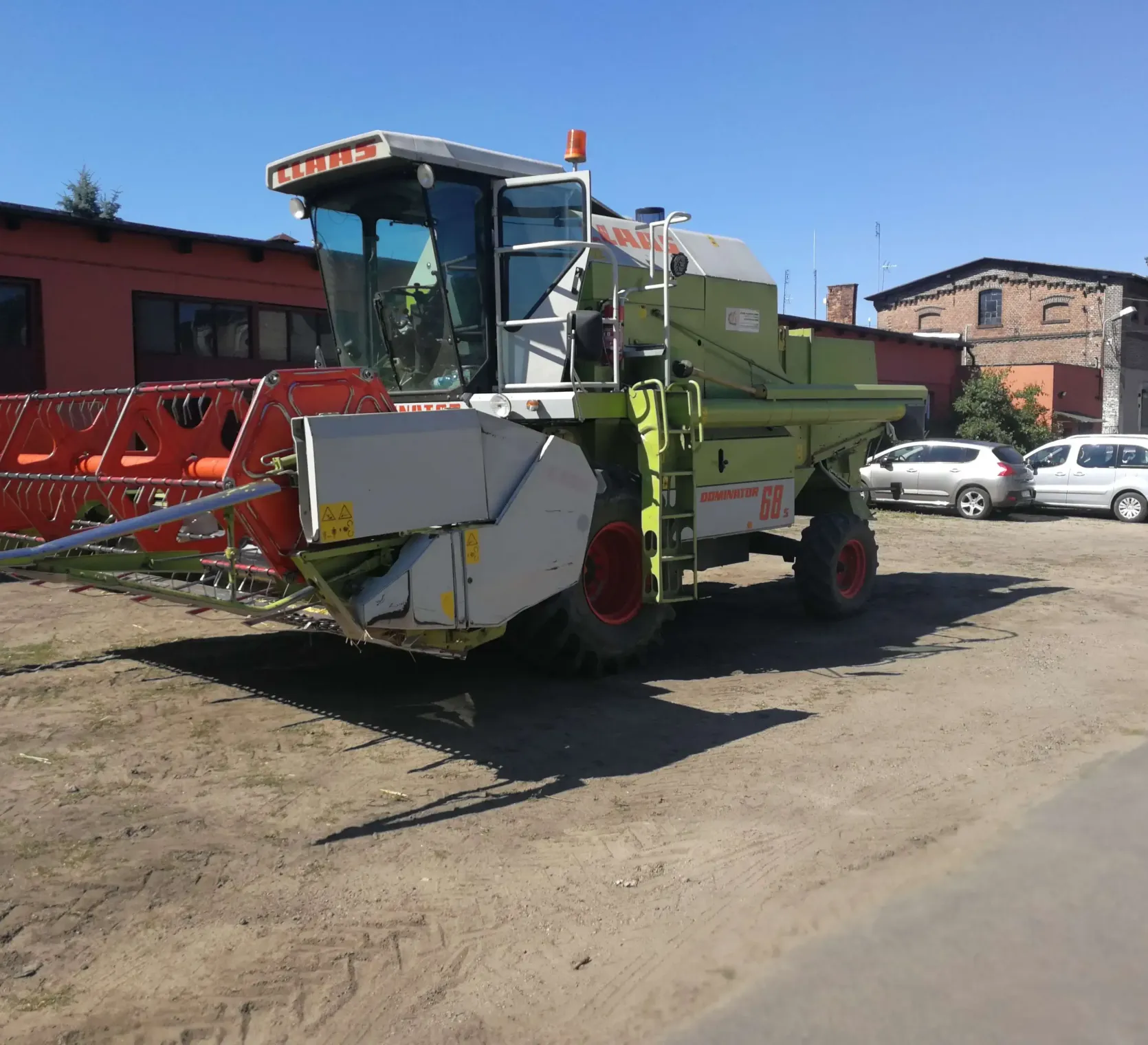 Używany kombajn zbożowy Class Dominator 68S w ładnym stanie