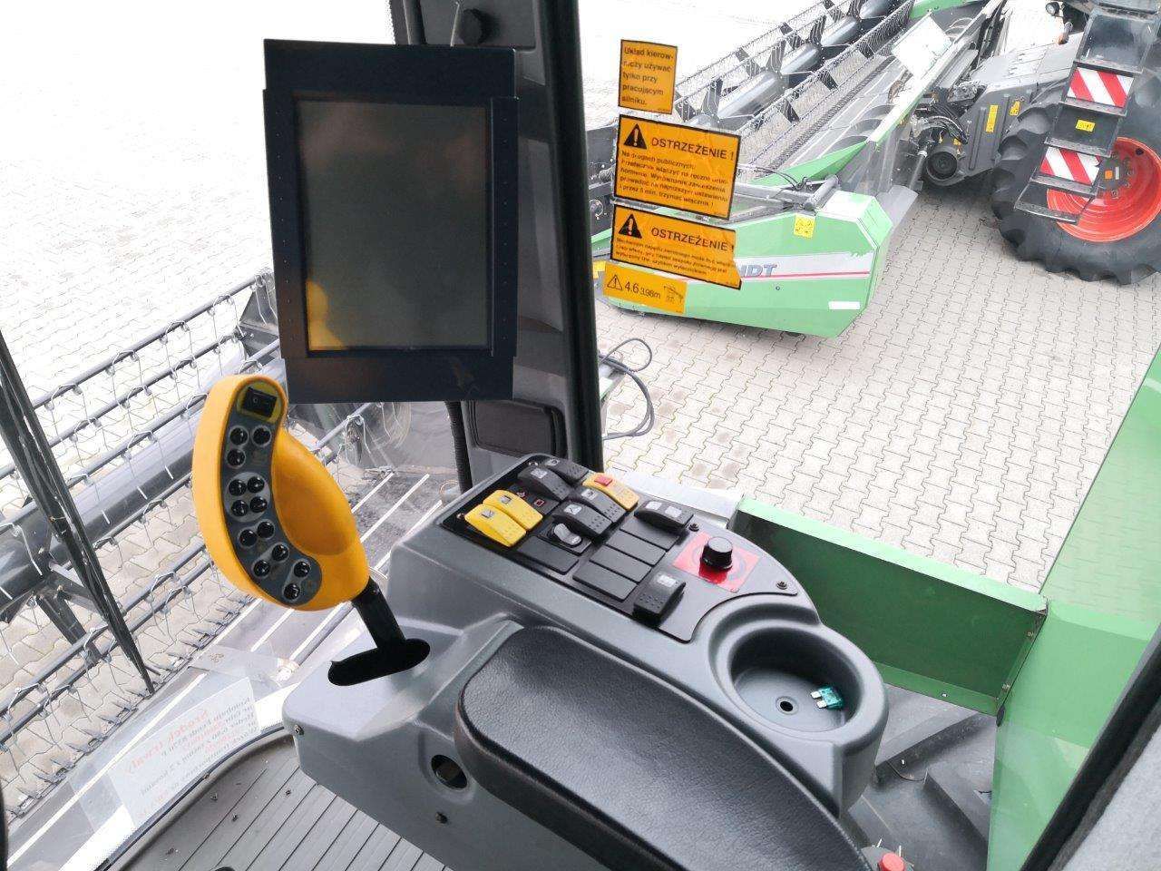 Terminal obsługowy - Fieldstar w kombajnie Fendt 8370 P