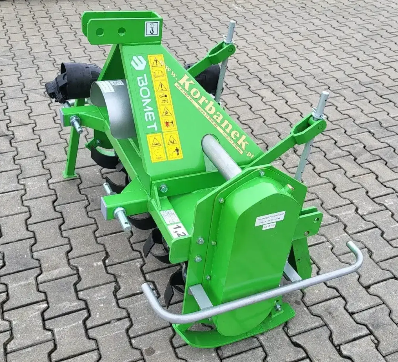 VIRGO 1,2 to glebogryzarka o szerokości roboczej 120 cm do ciągników kompaktowych