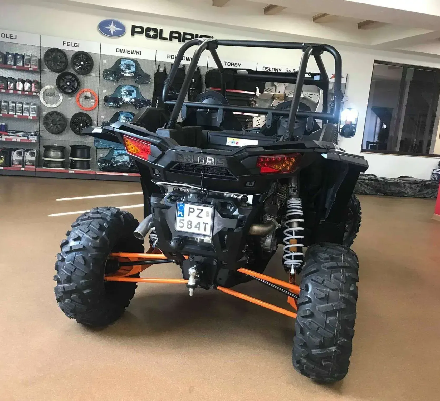 tył zarejestrowany używany ciągnik rolniczy Polaris RZR XP Turbo EPS