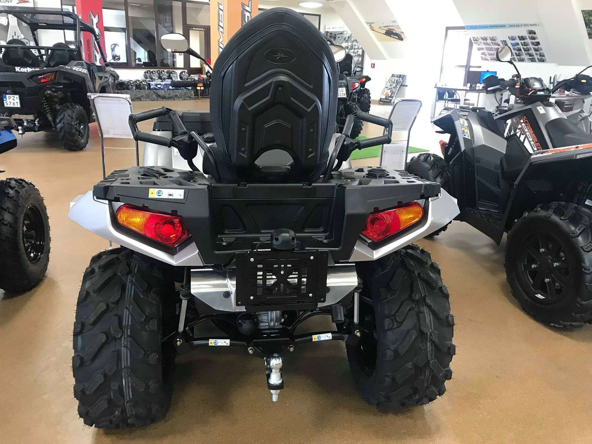 1000 XP Touring Sportsman Polaris tylny hak kolor srebrny nadwozia dodatkowe oparcie dla pasażera 