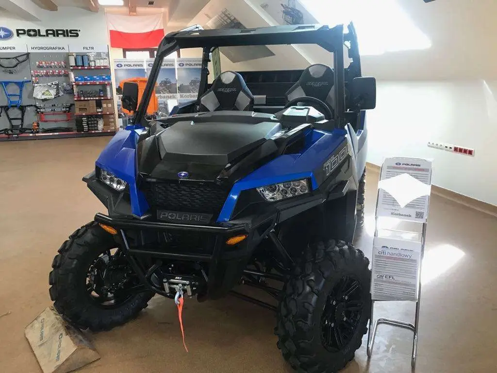 Niebieski Quad Polaris seria  General 1000 XP Premium EPS z salonu quadów Polaris spółki Korbanek 