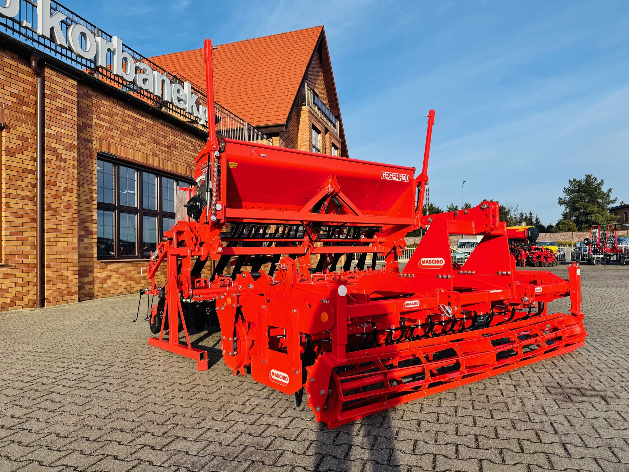 Agregat-uprawowo-siewny-zestaw-uprawowy-3-0-maschio-gaspardo-plac-firma-korbanek