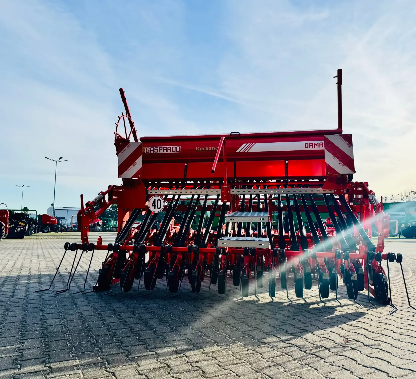 Agregat-uprawowo-siewny-zestaw-uprawowy-3-0-maschio-gaspardo-plac-firma-korbanek
