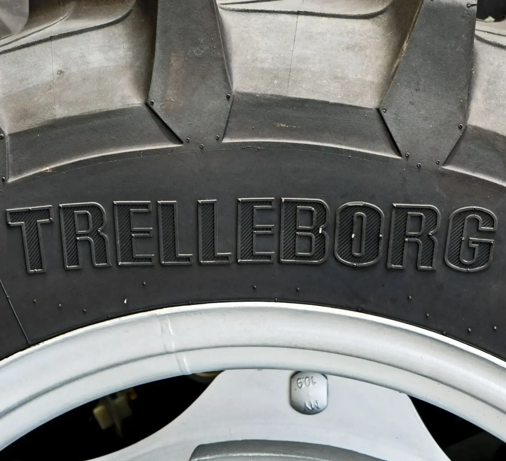 Ogumienie Trelleborg w ciągnikach Arbos 2025