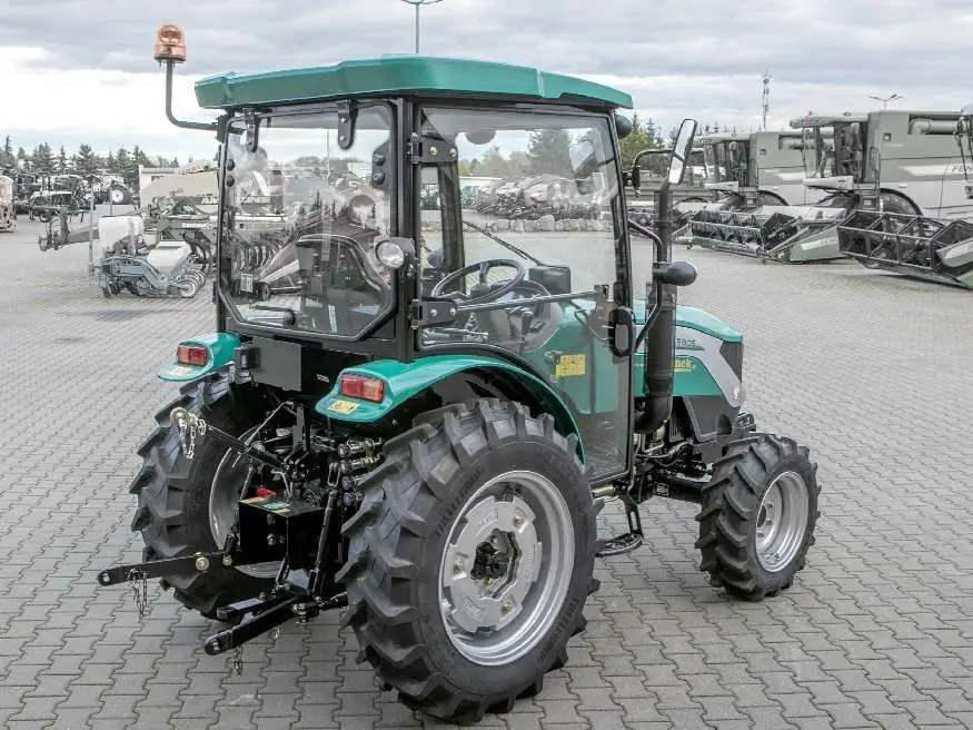 Arbos 2025 od tyłu ciągnik