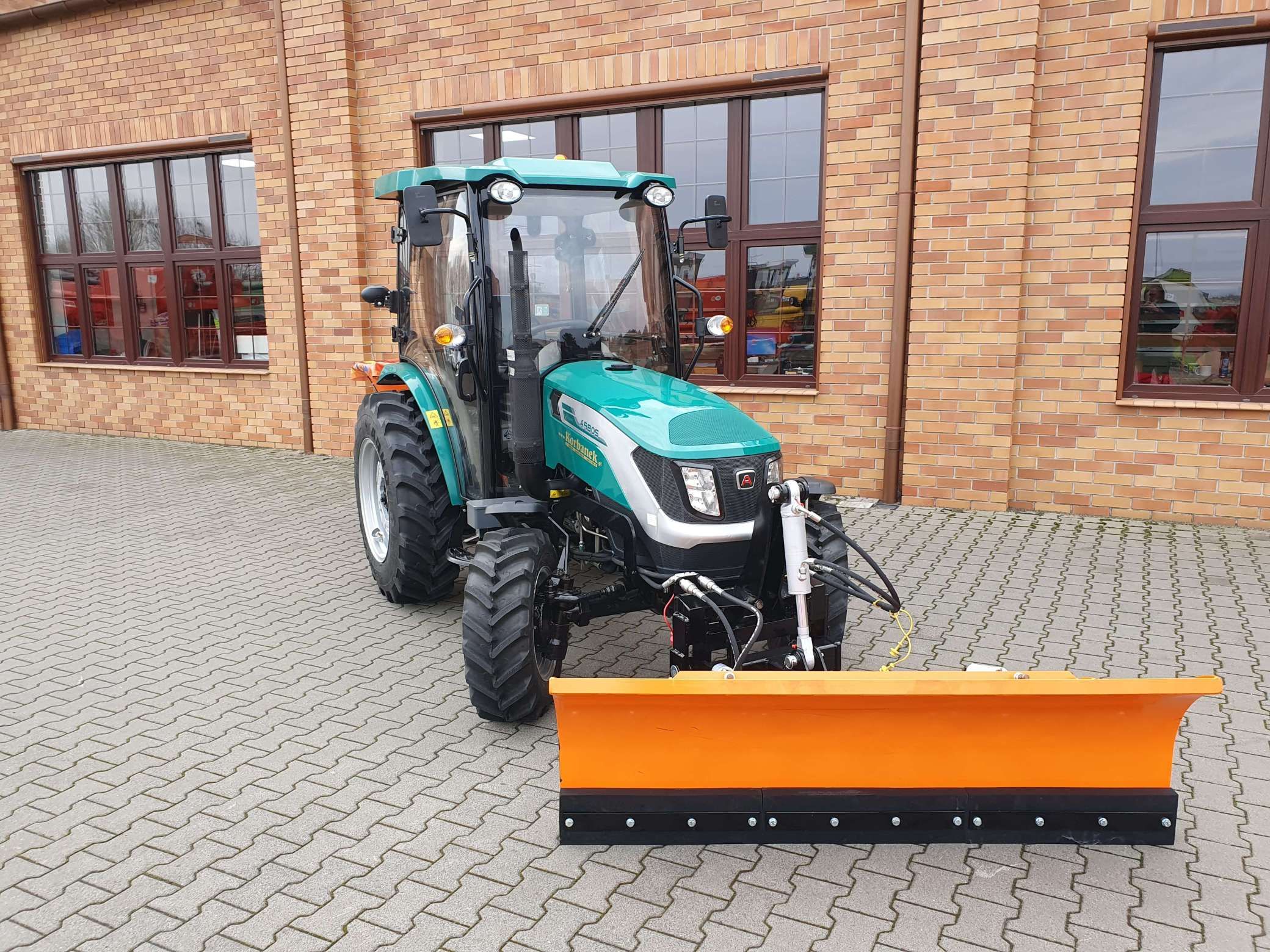 Zestaw Arbos 2035 wraz ze spychaczem Hydramet 1,8m
