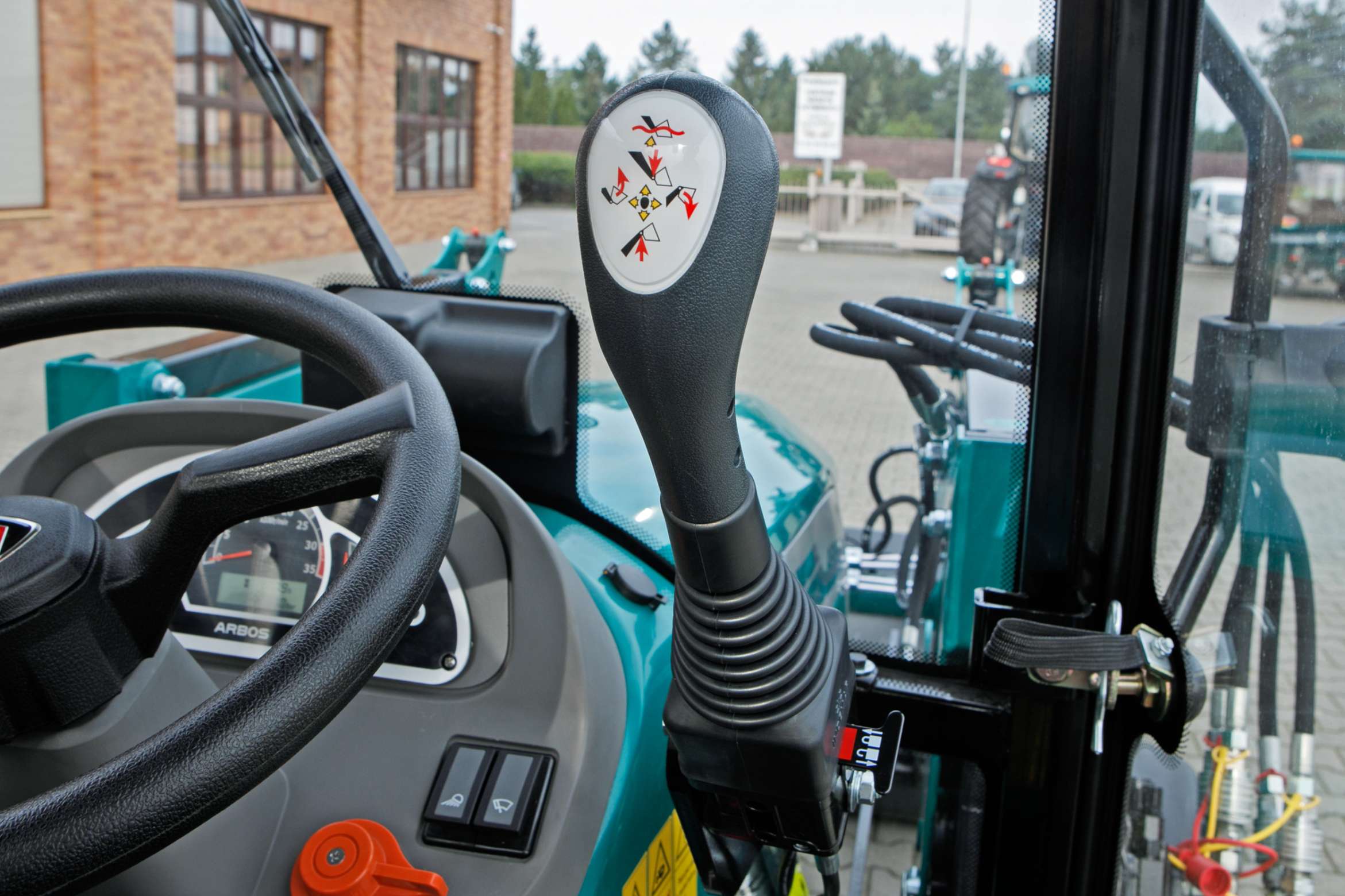 Joystick sterowania ładowaczem czołowym Xtreme