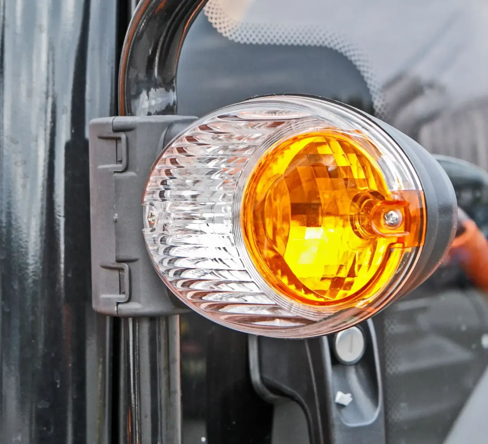 Lampa z kierunkowskazem ciągnika Arbos 3055