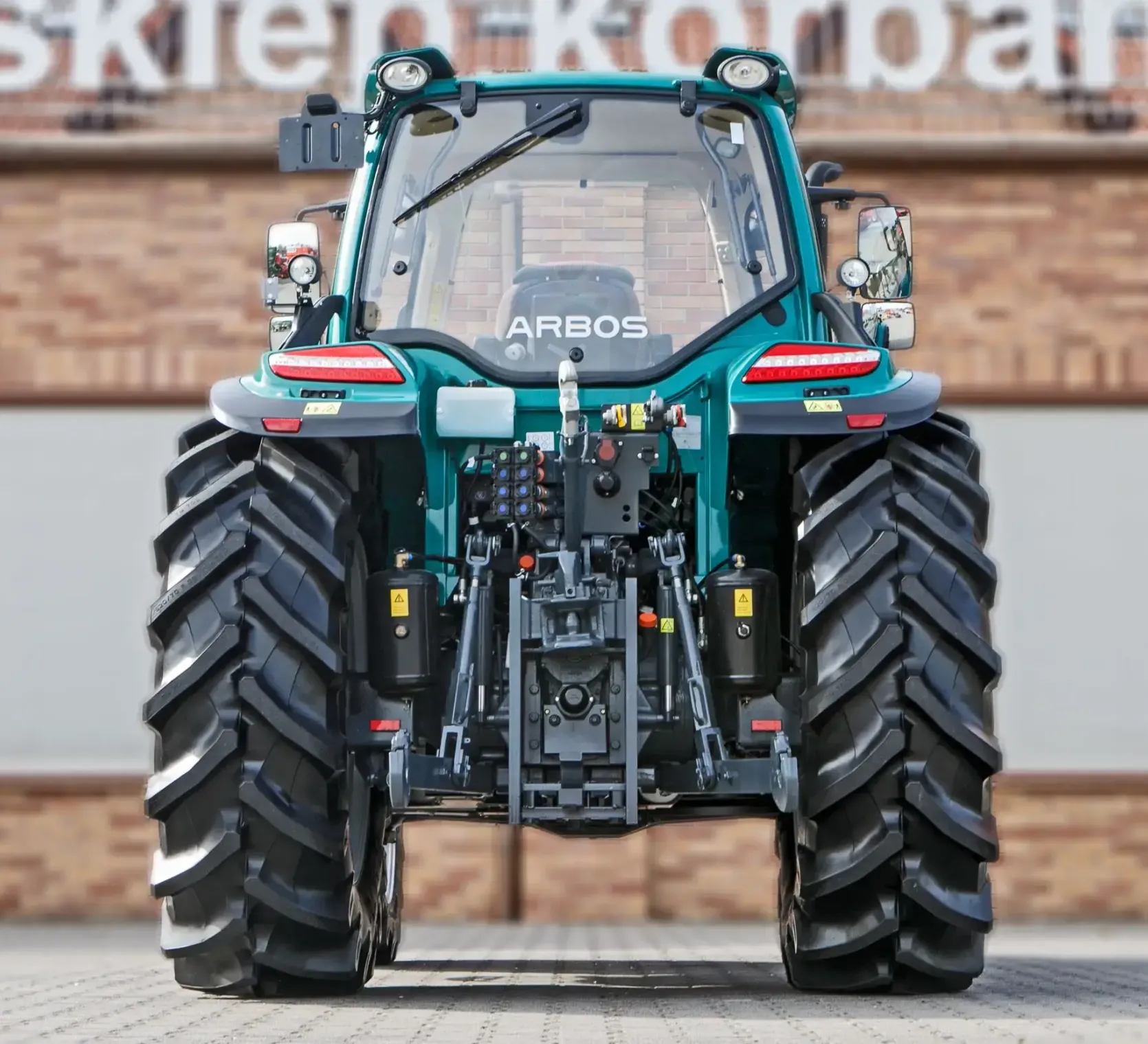 Ciągnik rolniczy Arbos 5130 Advanced Gen 2 Stage V widok na tył