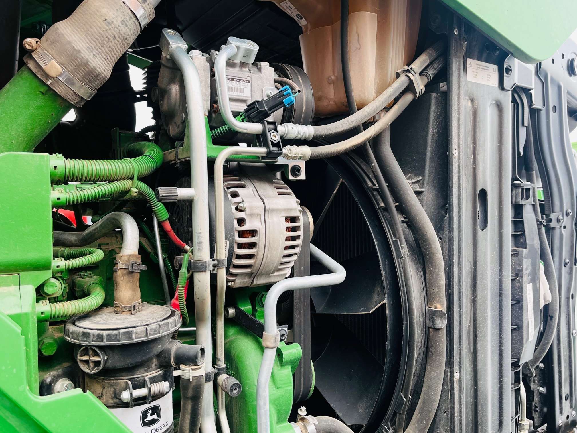 Ciągnik rolniczy John Deere 6R 195KM